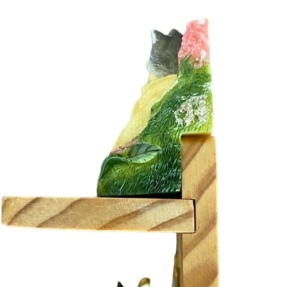 Crossroads Wood Ceramic House Home Cats Key Holder Shelf Decor. - Picture 5 of 9